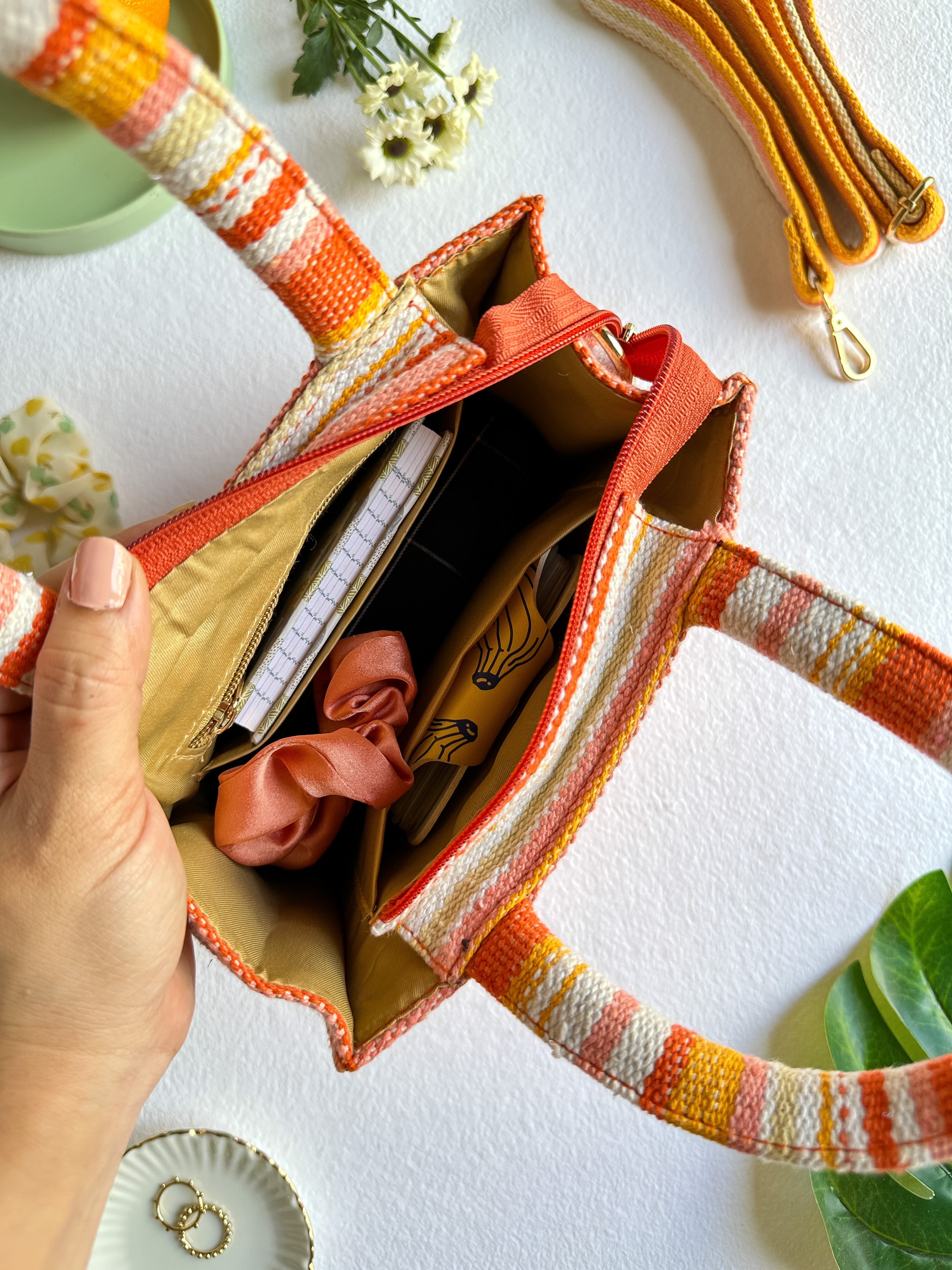 NiceG Vibrant Box Bag (Small)